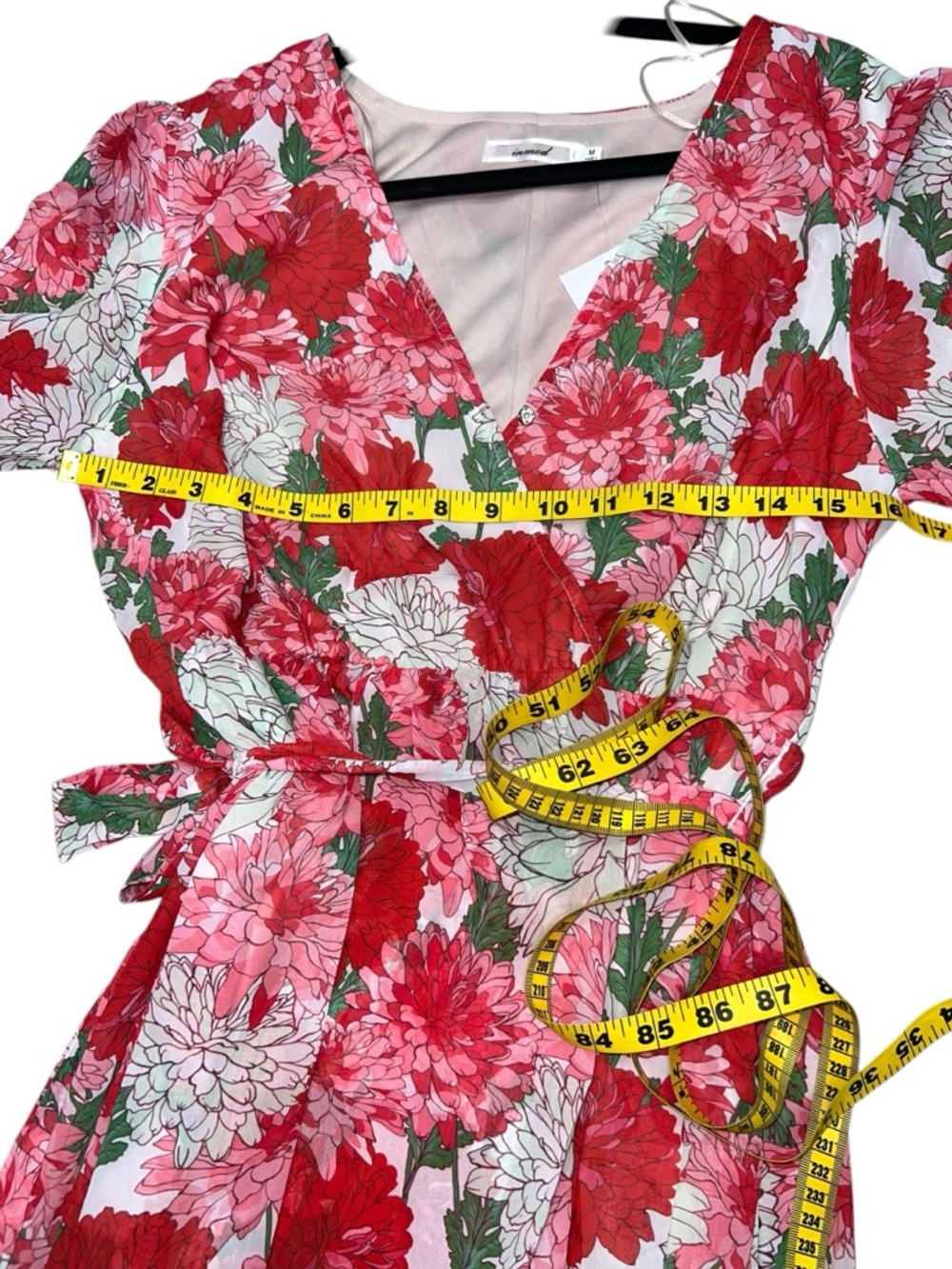 NWT Floral Red Wrap Maxi Dress with Tie Waist size Medium ♥️🥀 - Picture 9 of 12